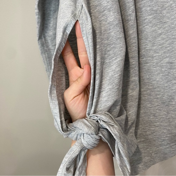 Lululemon To The Point Long Sleeve Heathered Core Light Grey Size 10* Womens - Picture 4 of 12